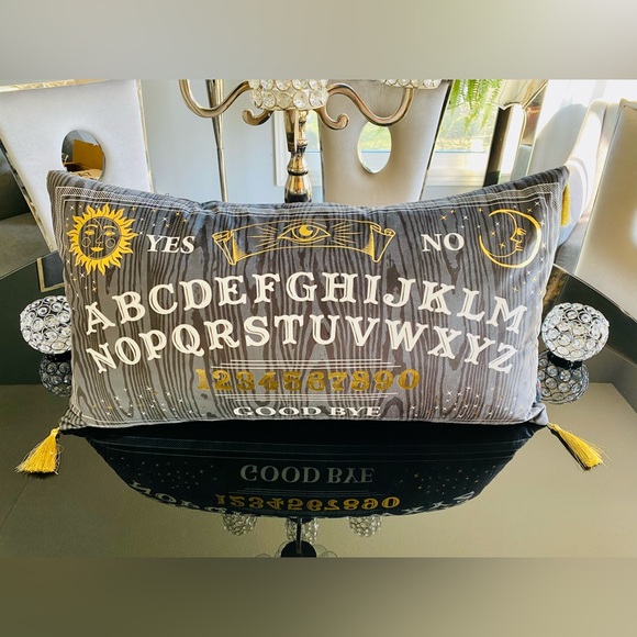 Other - Ouija cushion like new